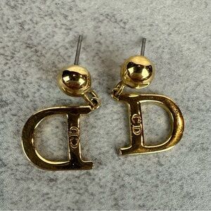 Christian Dior Gold Earrings